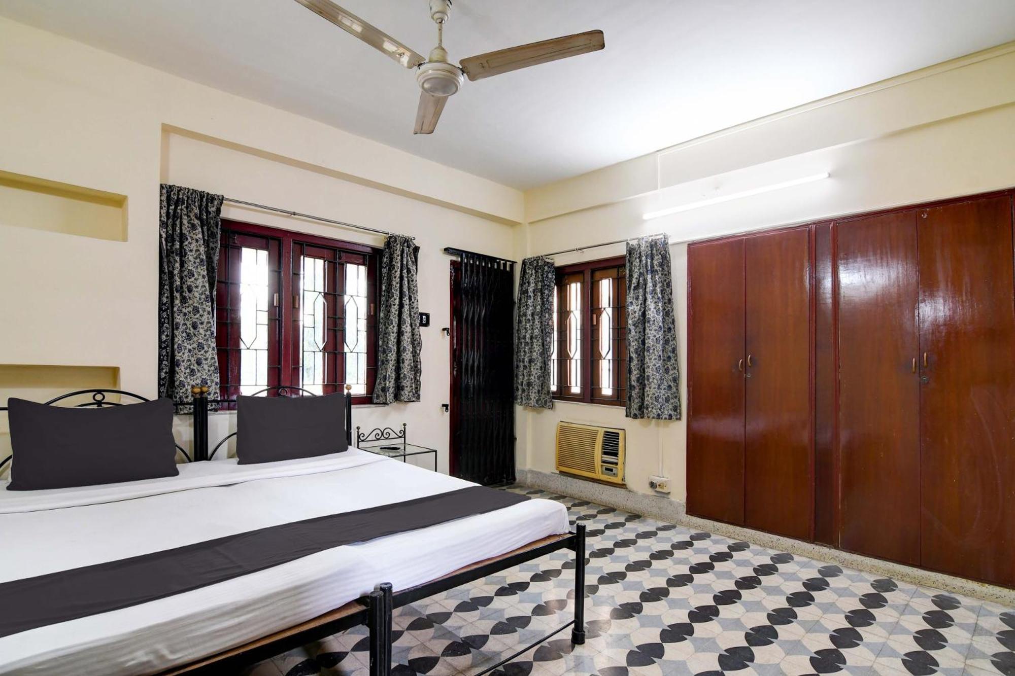Oyo Simplex Guest House Behala Calcutta  Esterno foto